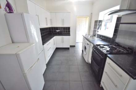 London Road, Reading, Image 5