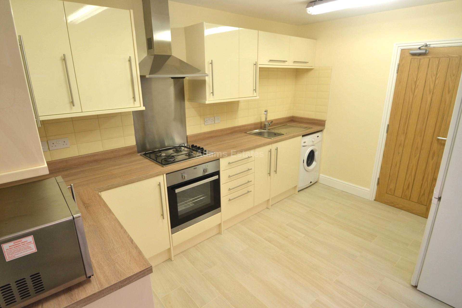 Basingstoke Road, Reading, Image 1