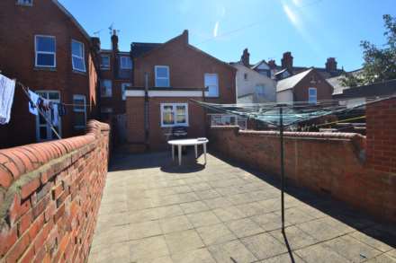 Basingstoke Road, Reading, Image 12