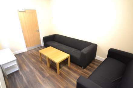 Basingstoke Road, Reading, Image 3