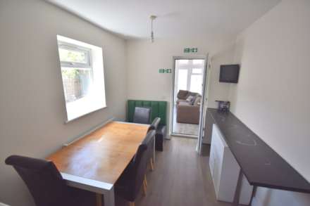 Essex Street, Reading, Image 3