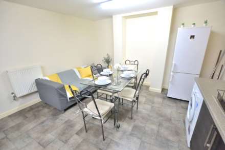 Waylen Street, Reading, Image 3