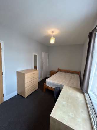 Blenheim Road, Reading, Image 7
