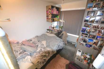 Bulmershe Road, University Area, Image 7