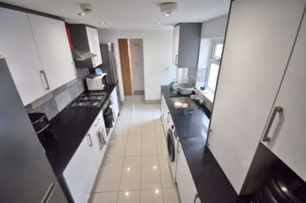 Property For Rent De Beauvoir Road, Reading
