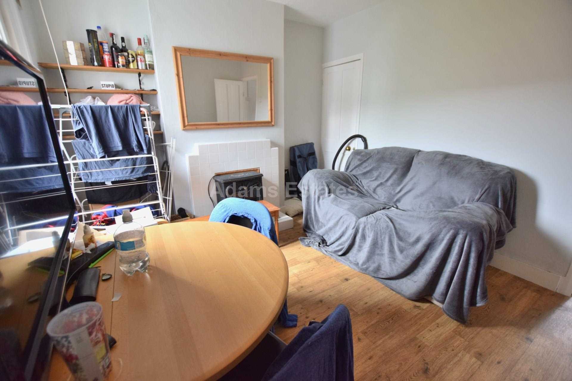 Foxhill Road, Reading, Image 1