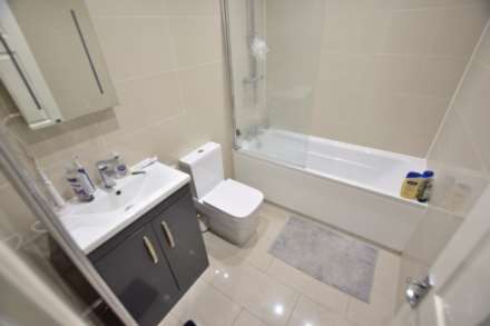 Blenheim Road, Reading, Image 9