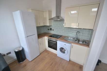 London Street, Reading, Image 6