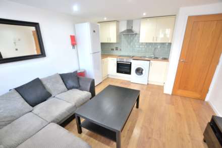 1 Bedroom Apartment, London Street, Reading