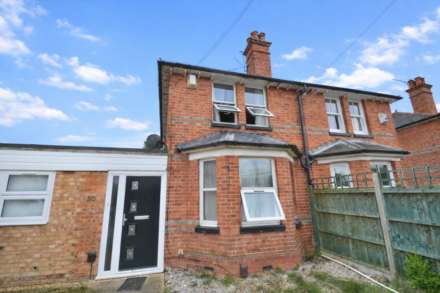 Elm Road, Reading, RG6 5TS, Image 1