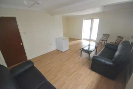 Wokingham Road, Reading, Image 2