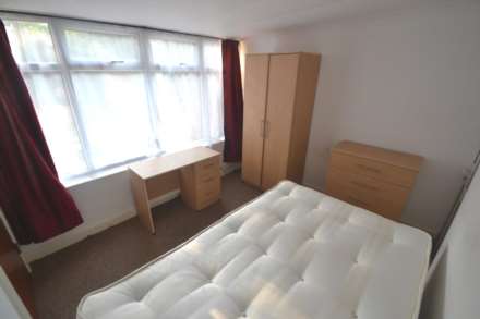 Wokingham Road, Reading, Image 5