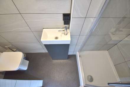 Basingstoke Road, Reading, Image 16