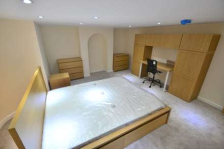 London Road, Reading, Image 2