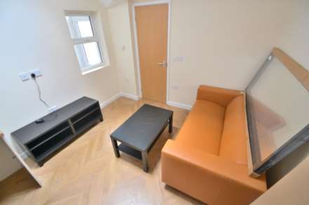 London Road, Reading, Image 5