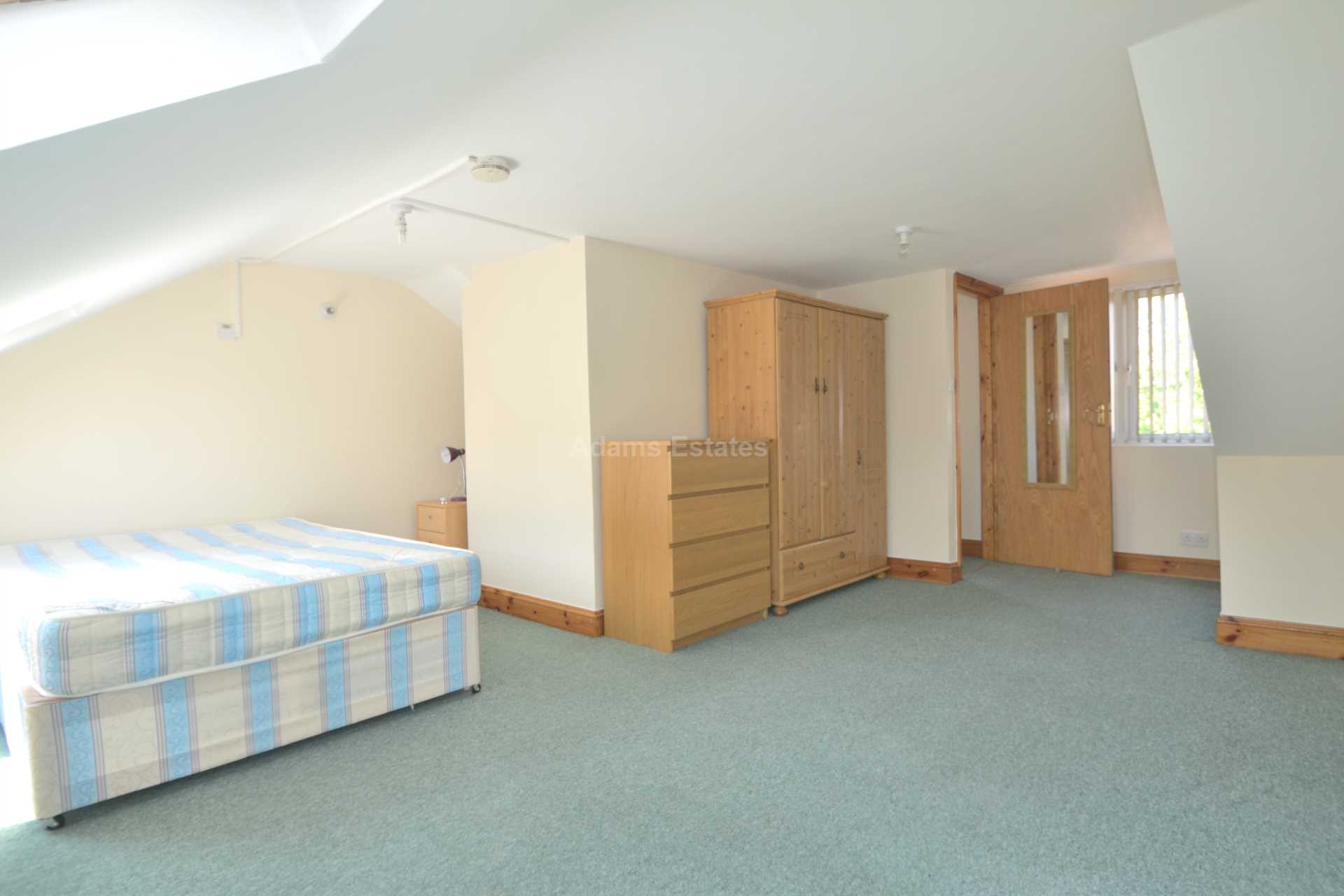 Kings Road, Reading, Berkshire RG1 3DD, Image 2