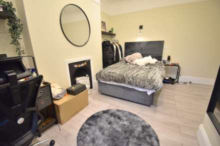 London Road, Reading, Image 4