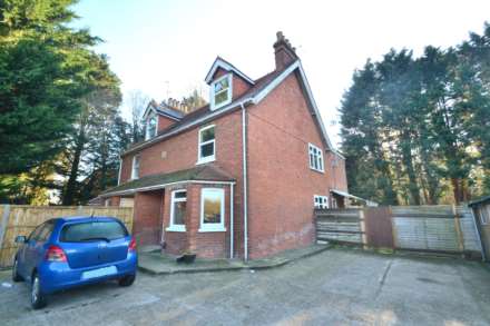 Property For Rent Reading Road, Winnersh, Wokingham