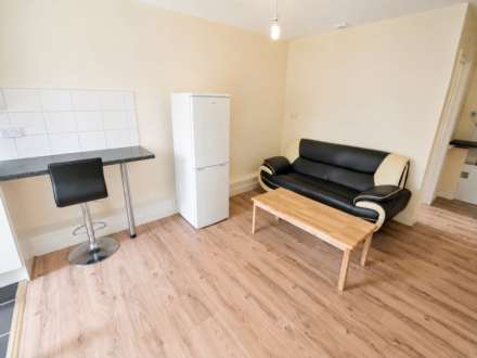 Cumberland Road, Reading, Image 4