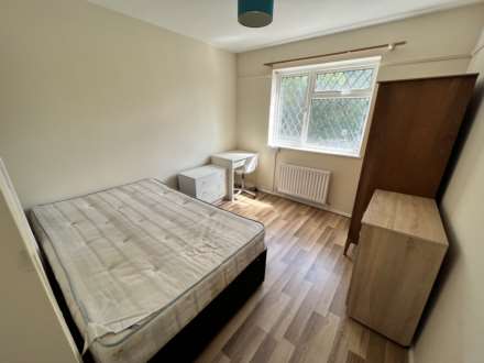 Shinfield Road, Reading, Image 11