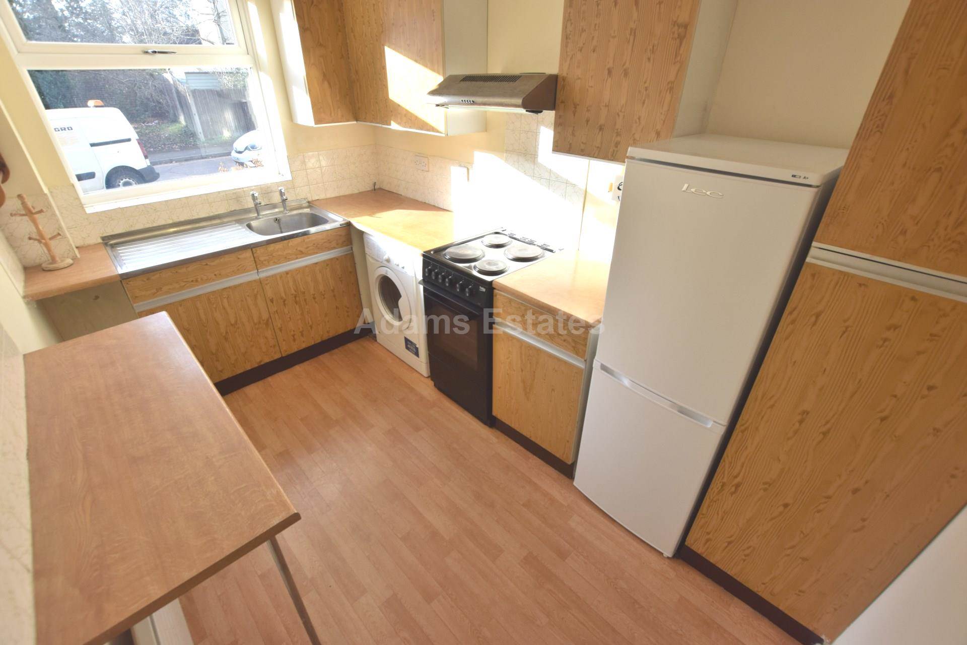 Armadale Court, Reading, Image 3