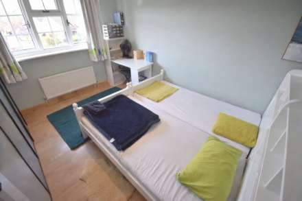 Simons Close, Reading, Image 13