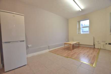 Cumberland Villa, Cumberland Road, Reading, Image 4