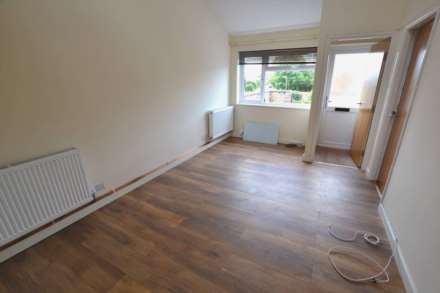 Reading Road, Pangbourne, Image 4