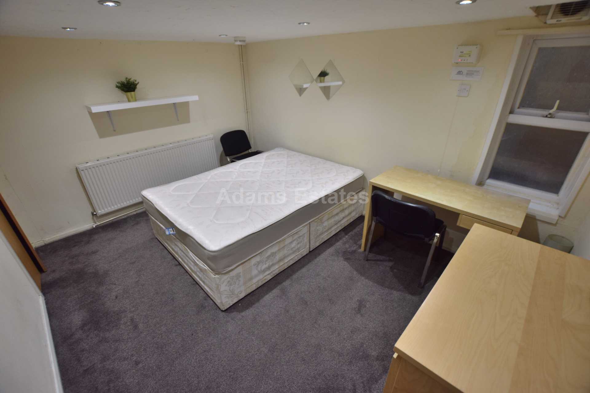 St Johns Street, Reading, Image 4