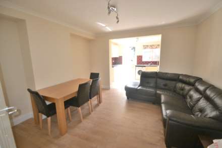 Hartland Road, Reading, Image 2