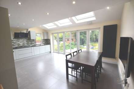 Room 2, Church Road, Reading, Image 3