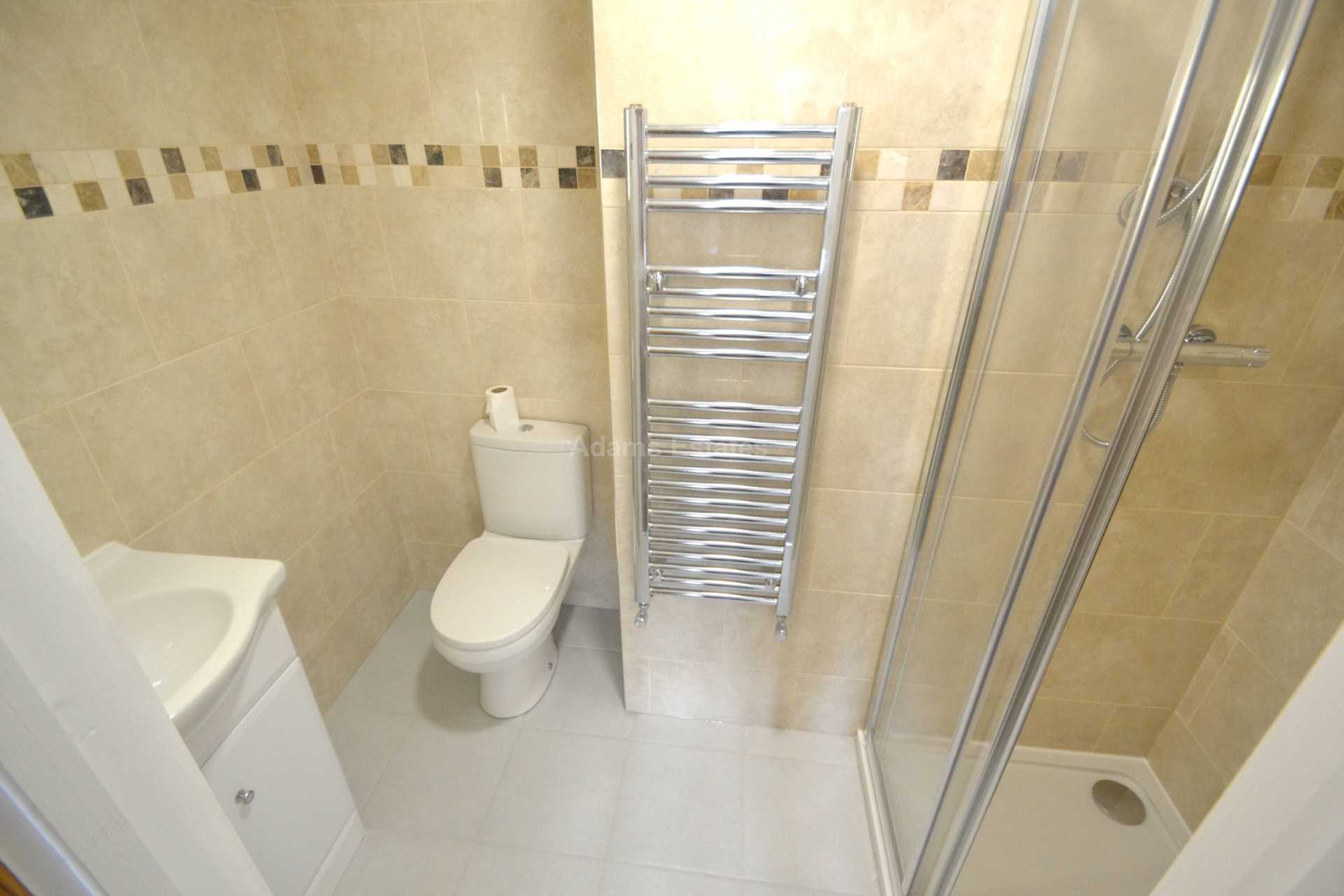 Room 3, Church Road, Reading, Image 7