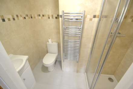 Room 3, Church Road, Reading, Image 7