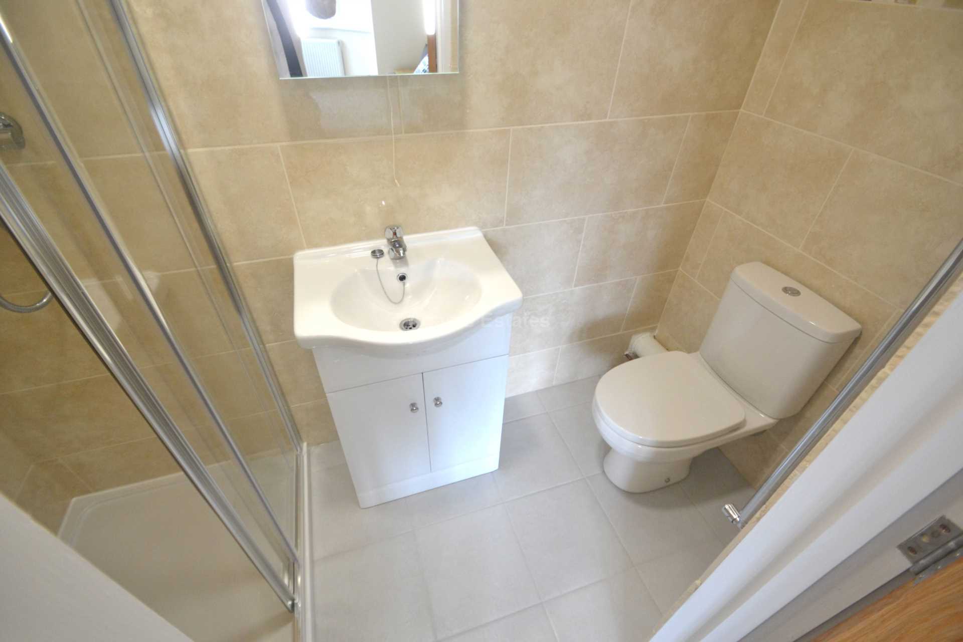Room 4, Church Road, Reading, Image 7