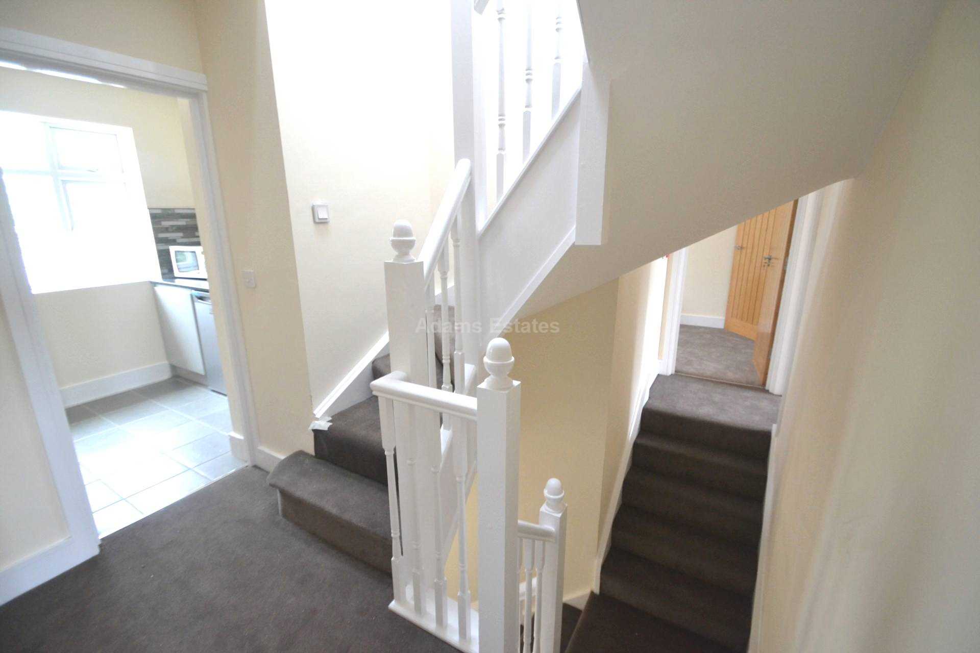 Room 8, Church Road, Reading, Image 5