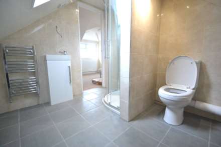 Room 8, Church Road, Reading, Image 6