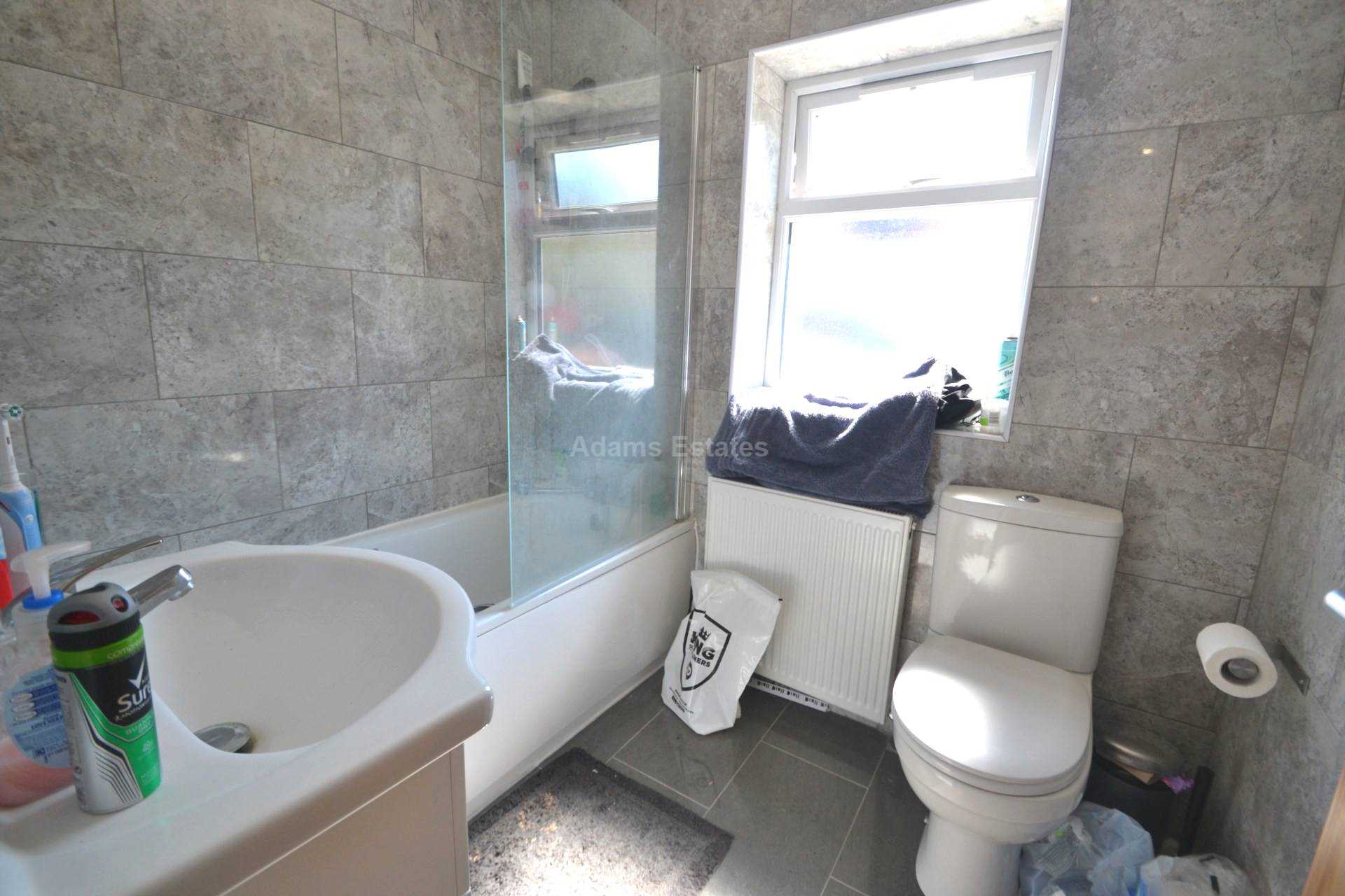 Radstock Road, Reading, Image 4