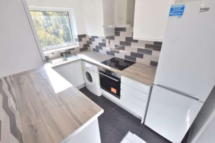 Trafalgar Court, Reading, Image 1