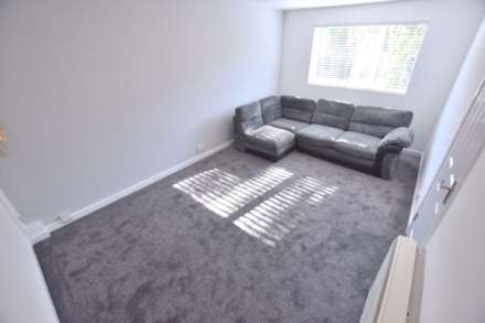 Trafalgar Court, Reading, Image 3