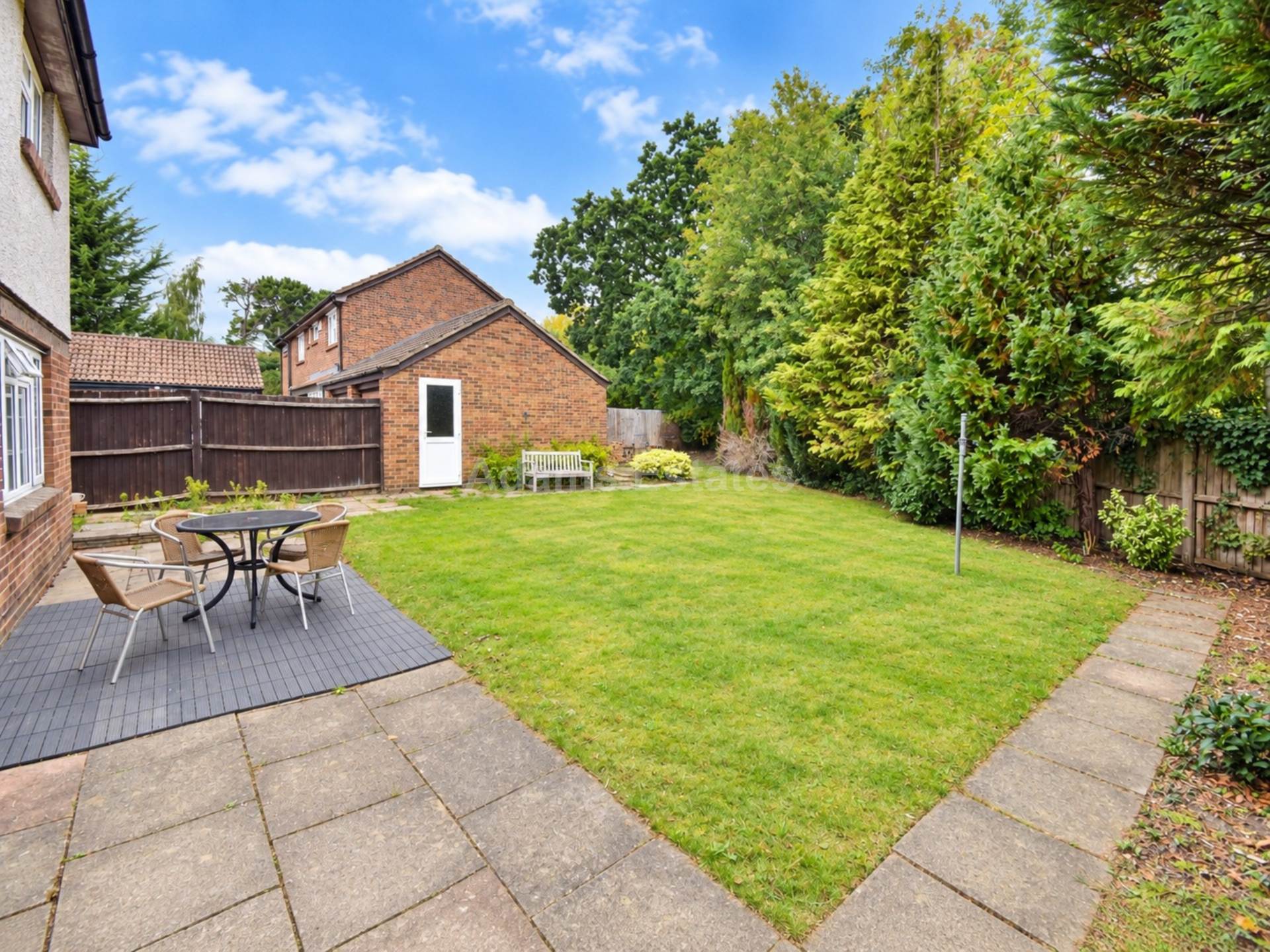 Simons Close, Tilehurst, Image 16