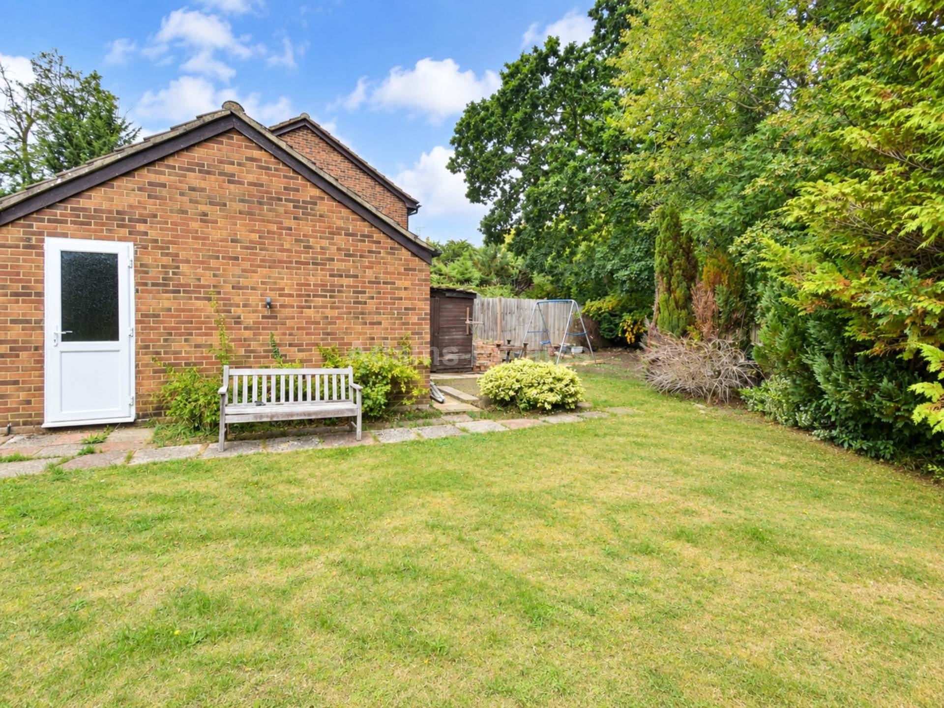 Simons Close, Tilehurst, Image 17