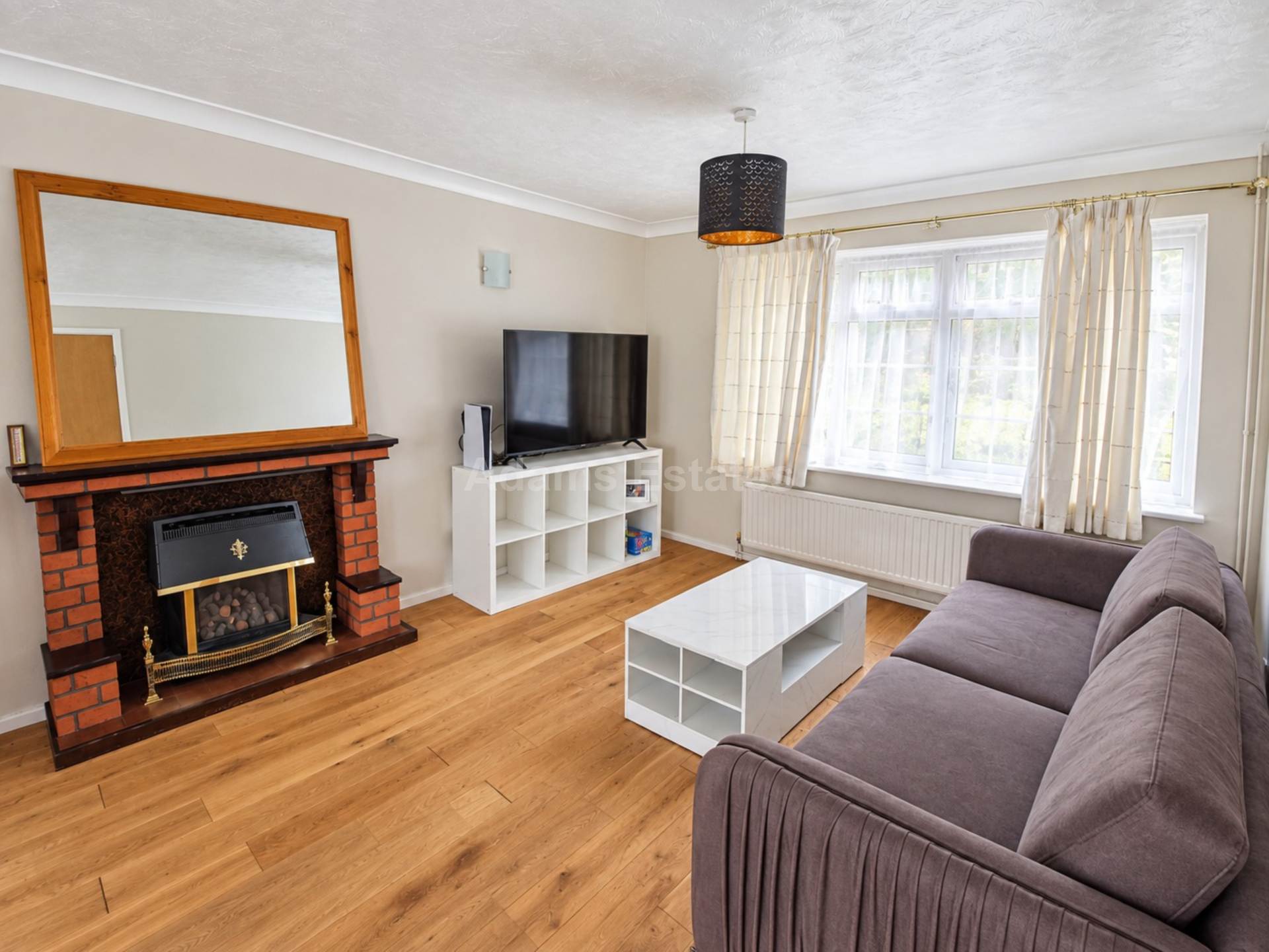 Simons Close, Tilehurst, Image 5