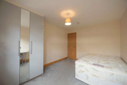 Wokingham Road, Reading, Image 26