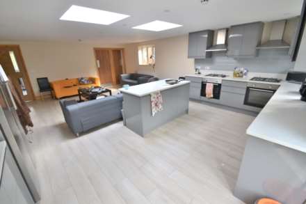 Wokingham Road, Reading, Image 3