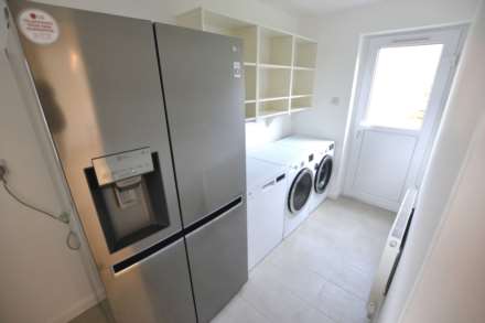 Corsham Road, Calcot, Image 7