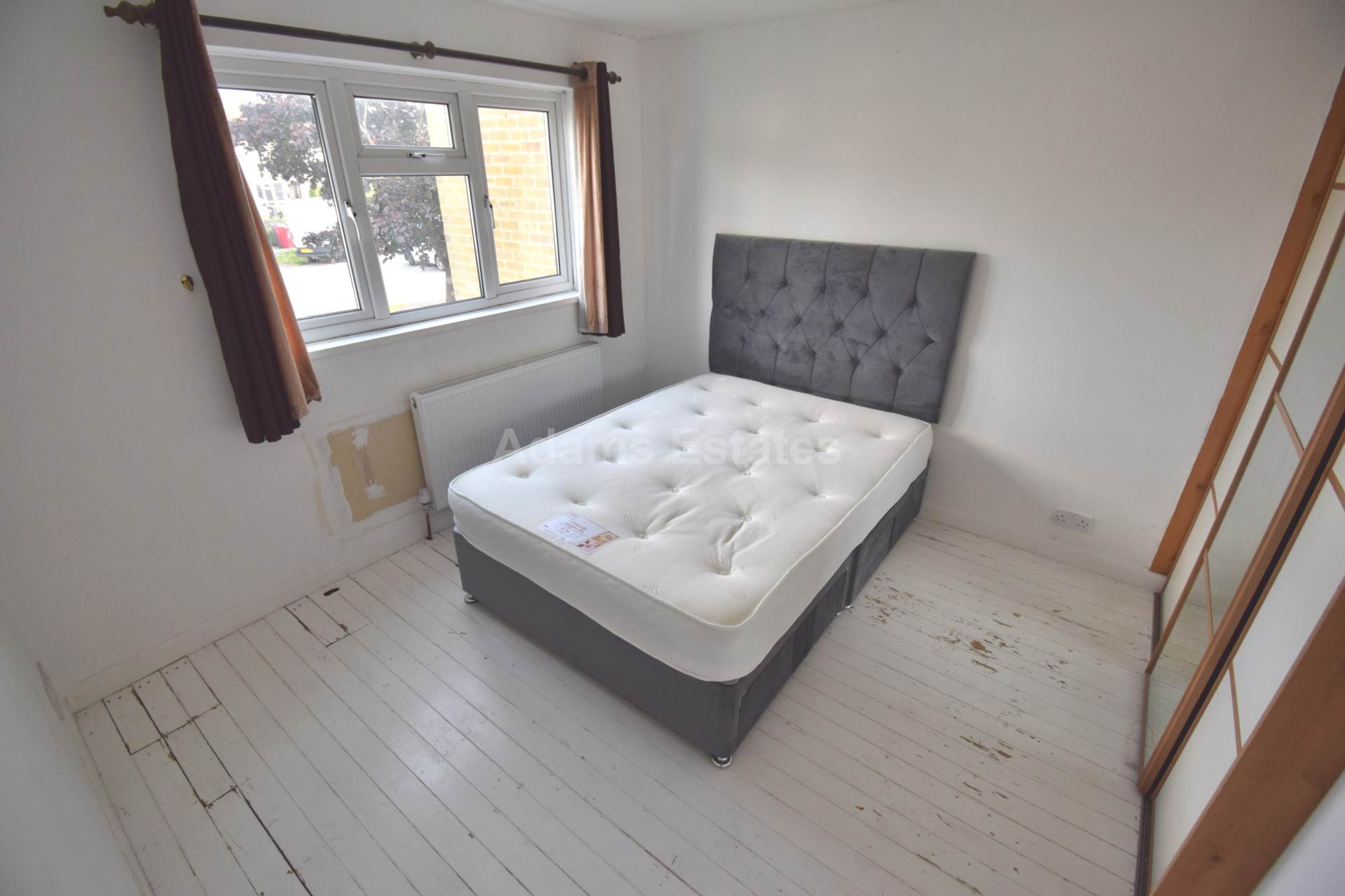 Kingsley Close, Reading, Image 9