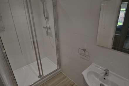Shinfield Road, Reading, Image 12