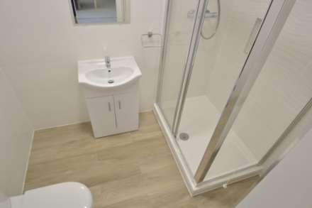 Shinfield Road, Reading, Image 16