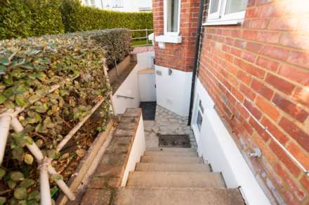 Carnarvon Road, Reading, Image 1