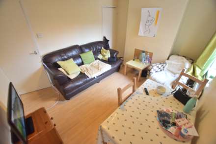 Property For Rent Cardigan Road, Reading